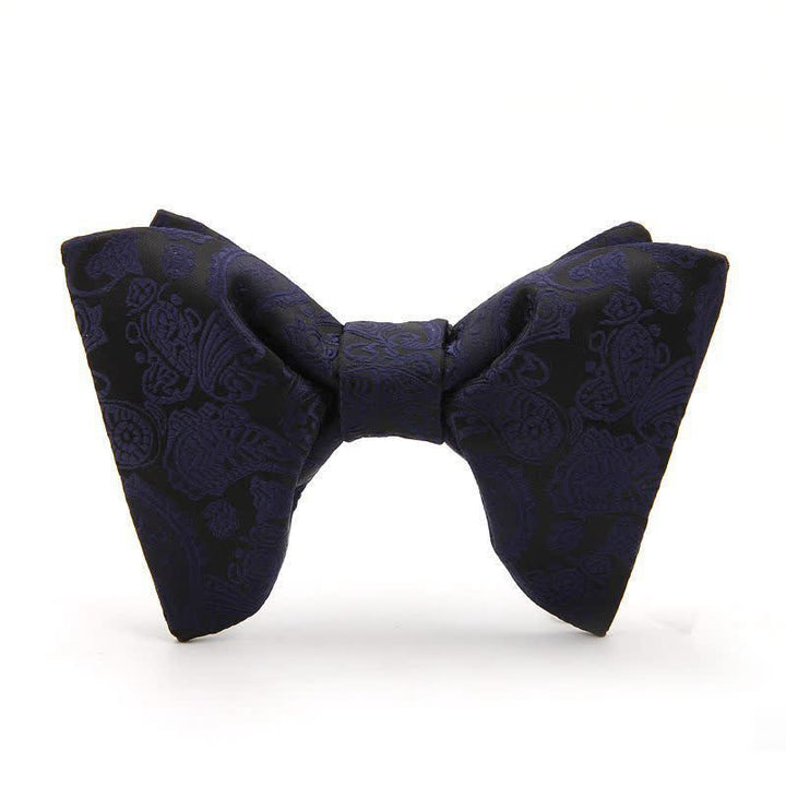 Papillon oversize a punta con motivo Paisley tinta unita da uomo