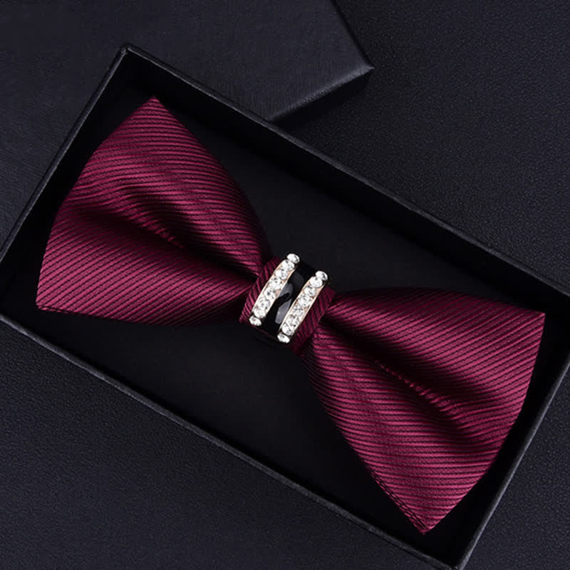 Papillon da uomo con motivo floreale Paisley a righe e strass