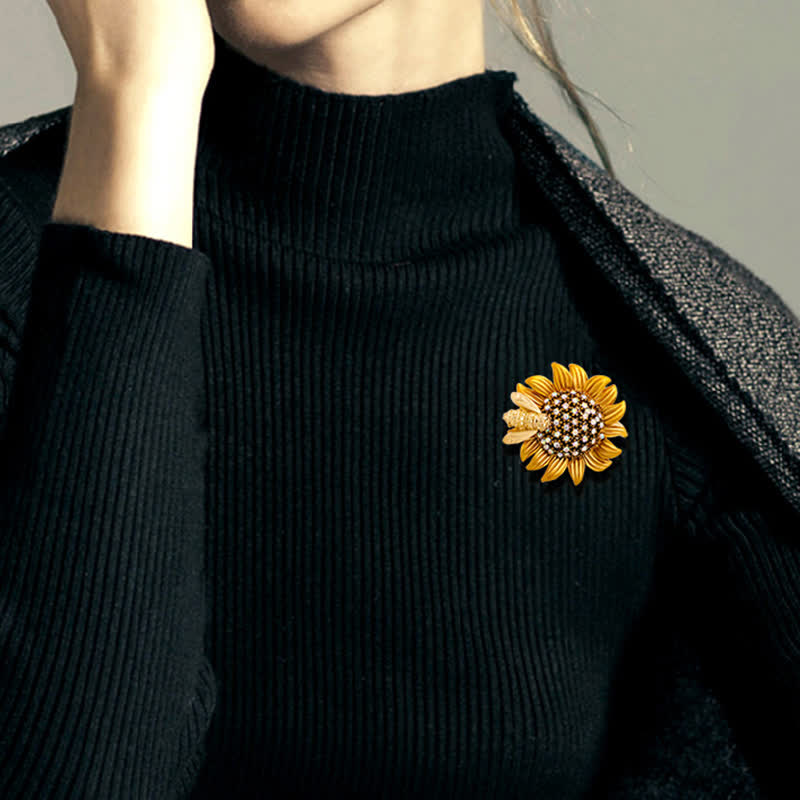 Spilla da donna con ape adorabile e girasole vivido