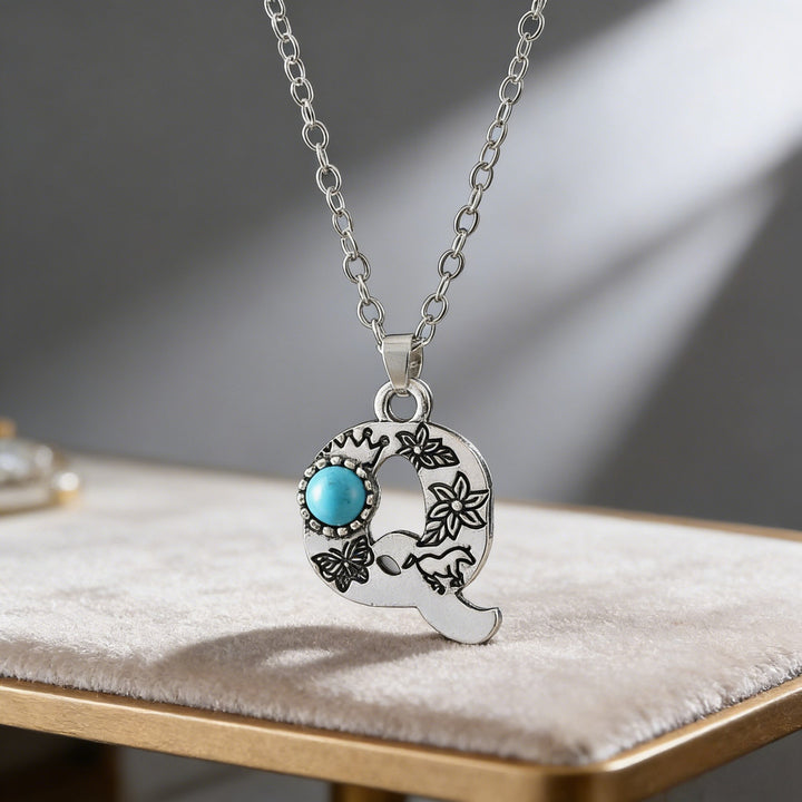 Collana vintage con ciondolo a forma di iniziale turchese - Q - image 28