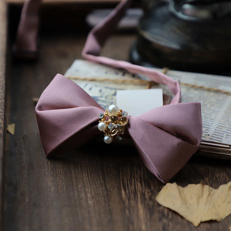 Papillon in raso con perle e fiori da uomo