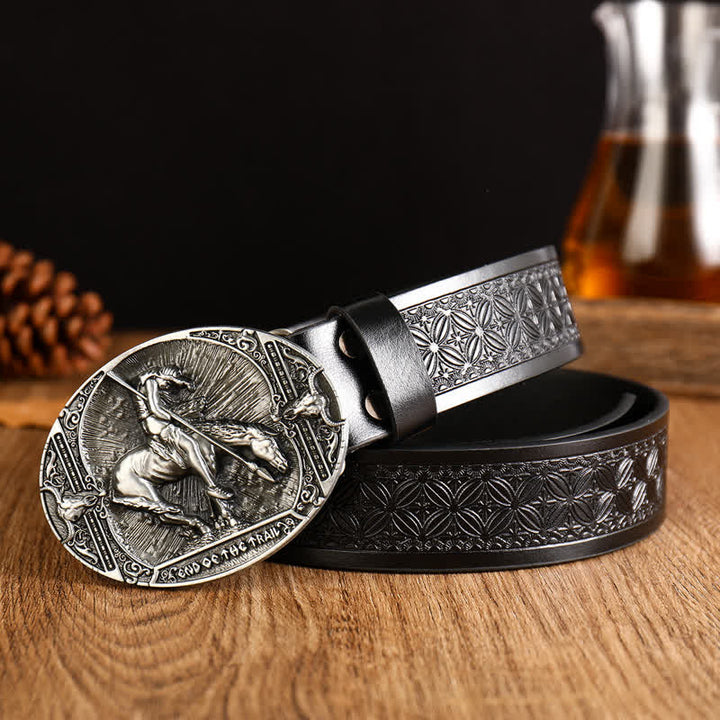 Cintura in pelle con fibbia geometrica a forma di cavallo da corsa da uomo