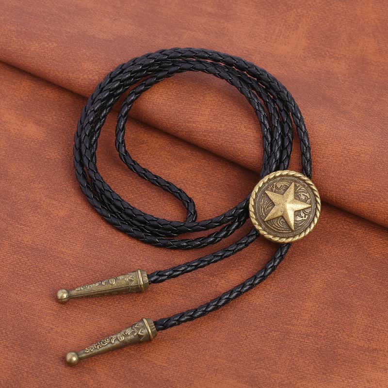 Cravatta Bolo in pelle intrecciata a forma di stella a cinque punte