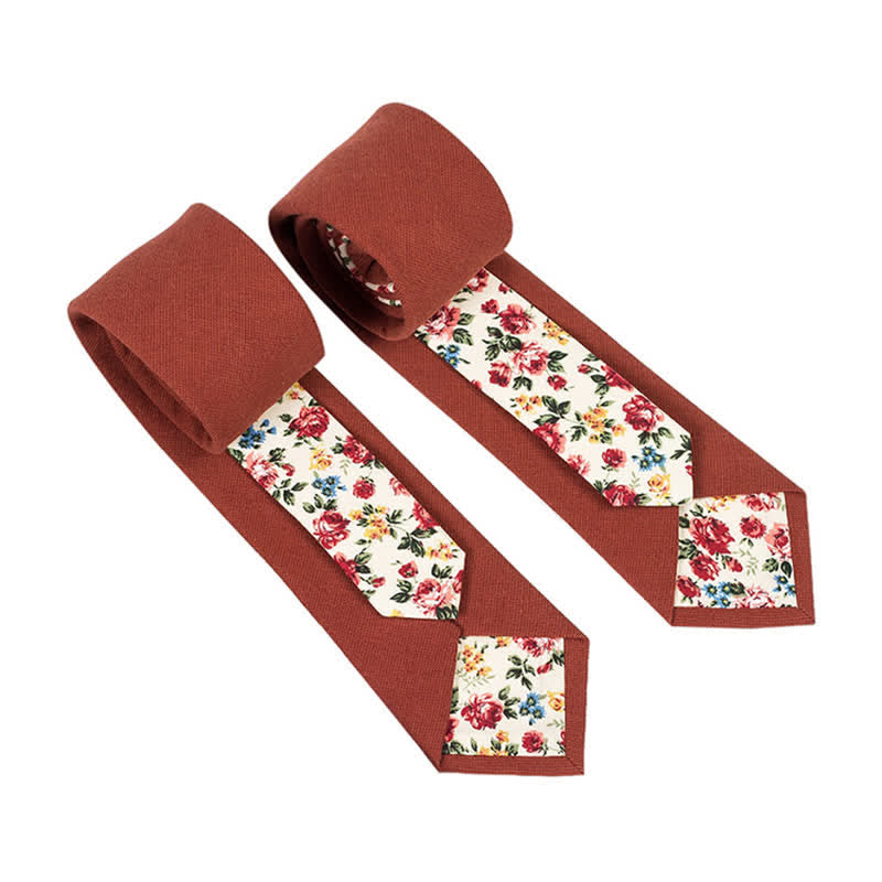 Cravatta da uomo con motivo patchwork floreale a quadri
