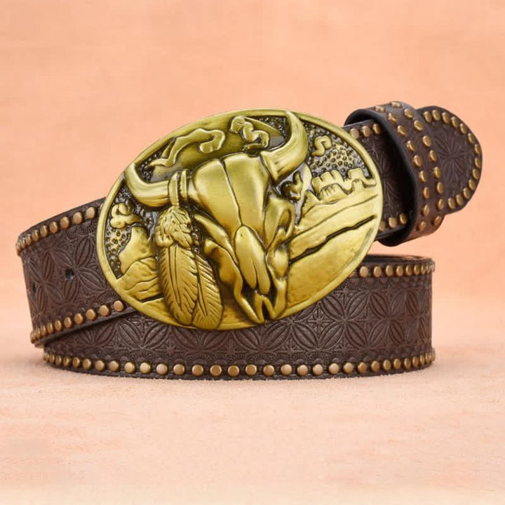 Cintura in pelle con fibbia a testa di toro e rivetto decorativo da uomo