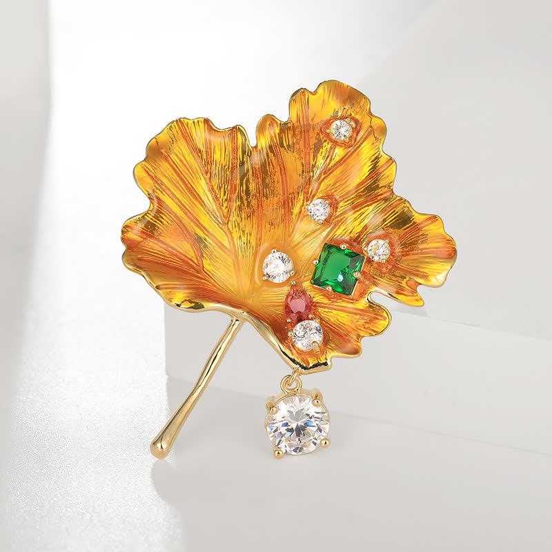 Spilla da donna con foglia d'acero in oro - image 3