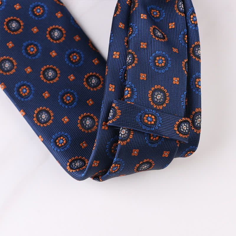 Cravatta da uomo con motivi floreali geometrici vintage