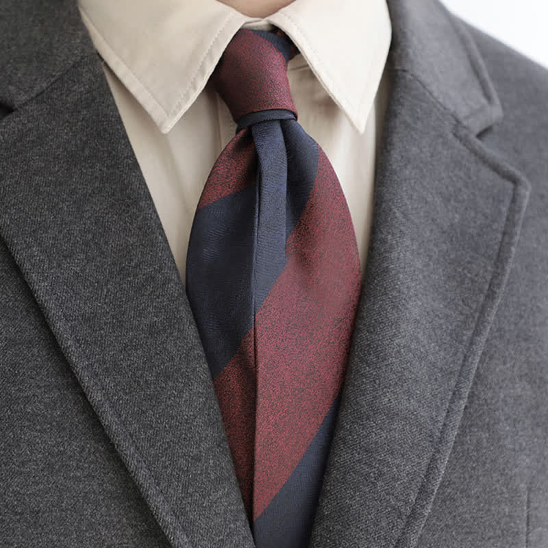 Cravatta a righe color block da uomo - Borgogna e blu navy - image 11