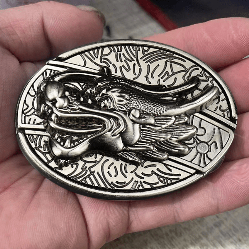 Cintura in pelle vintage da uomo con drago 3D e coltello pieghevole