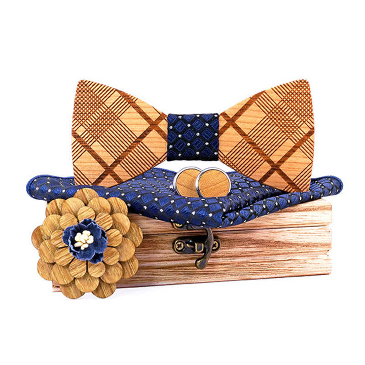 Set di 4 papillon in legno intagliato a quadri da uomo
