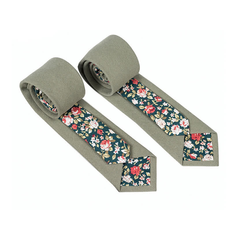 Cravatta da uomo con motivo patchwork floreale a quadri