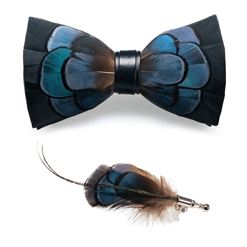 Papillon con piume squisite nere e verdi con spilla da bavero