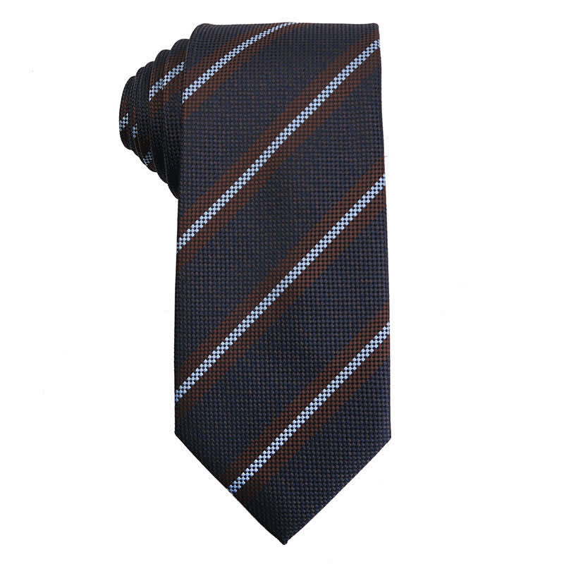 Cravatta elegante a righe da uomo