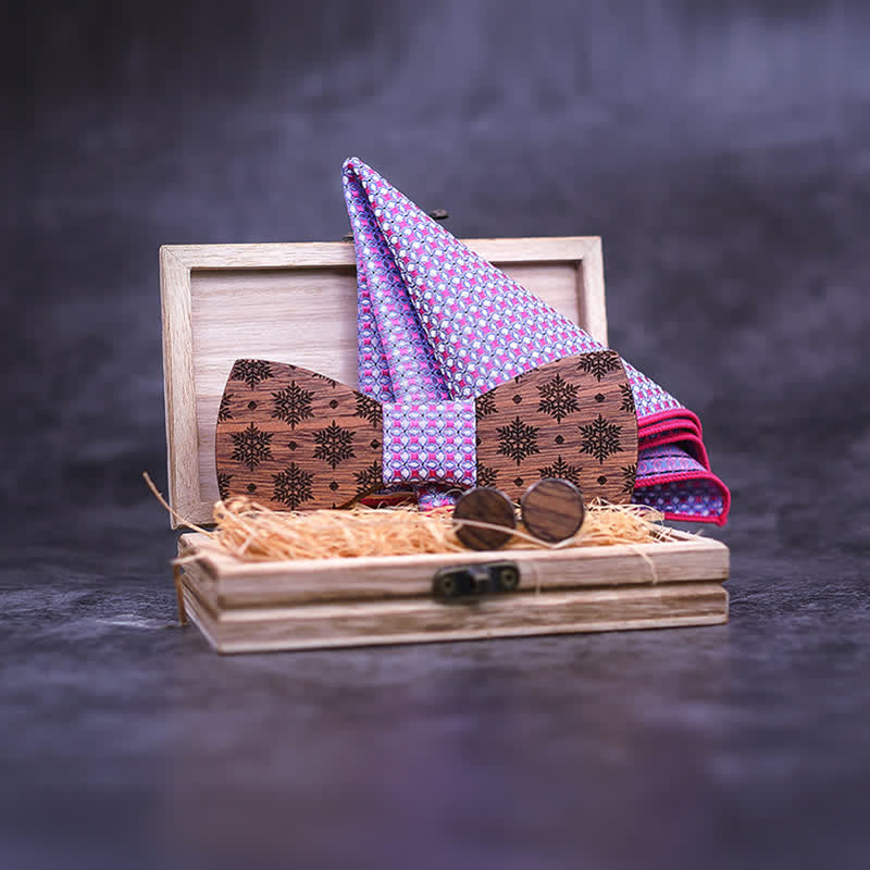 Set di 3 cravatte a farfalla in legno natalizie con motivo a fiocchi di neve da uomo - image 1