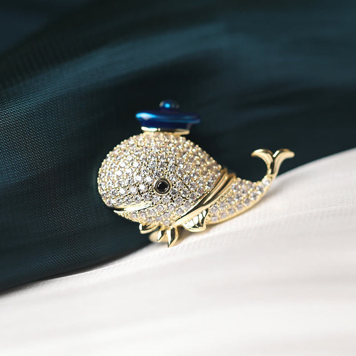 Spilla balena con strass marini da donna