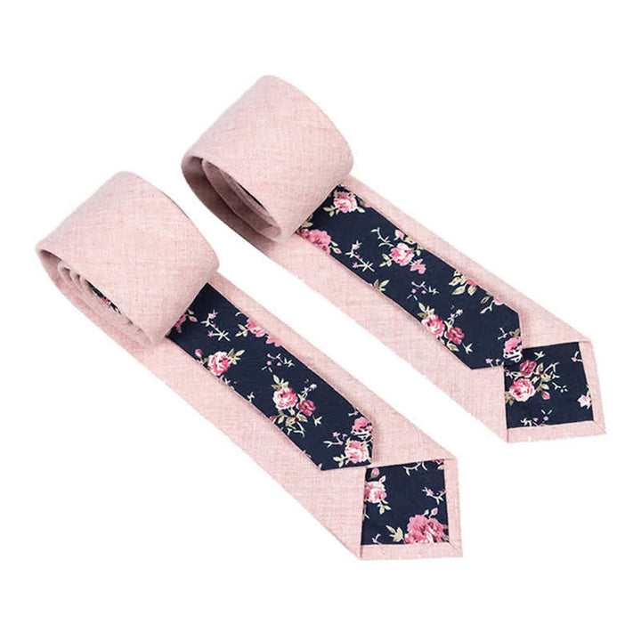 Cravatta da uomo con motivo patchwork floreale a quadri