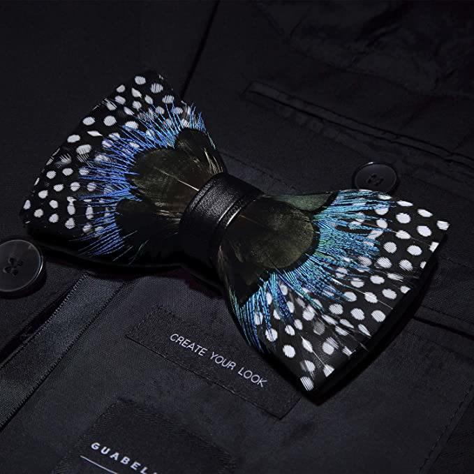 Papillon con piume a pois verdi e blu con spilla da bavero - image 1