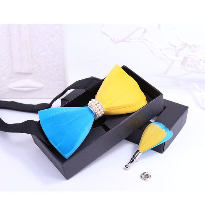 Papillon con piume di perle lucide gialle e blu con spilla da bavero