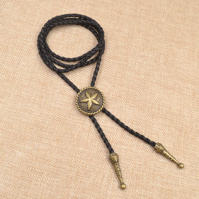Cravatta Bolo in pelle intrecciata a forma di stella a cinque punte