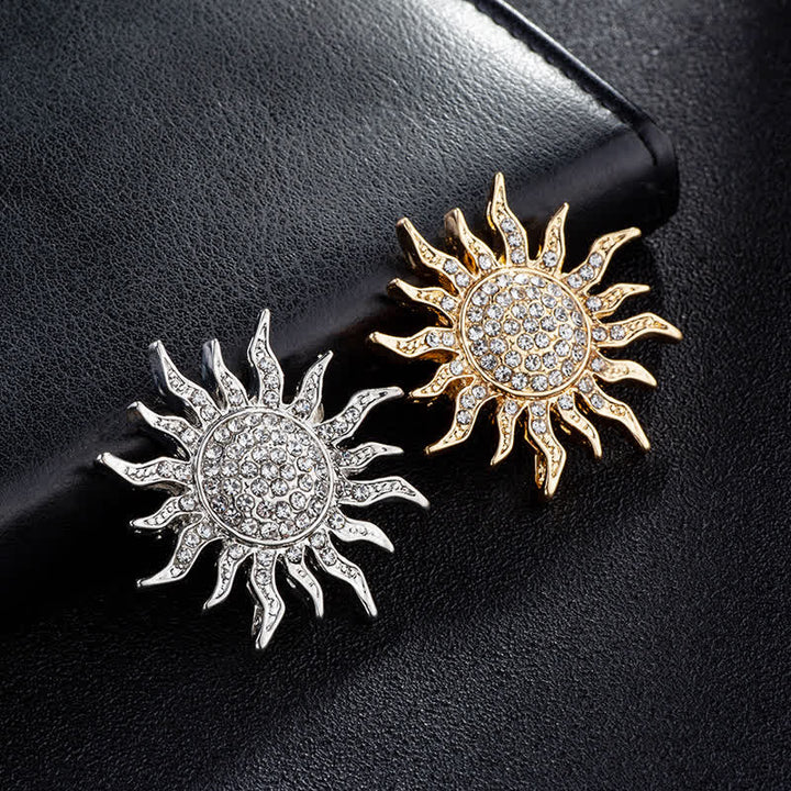 Spilla da uomo con strass a raggiera luminosa - image 1