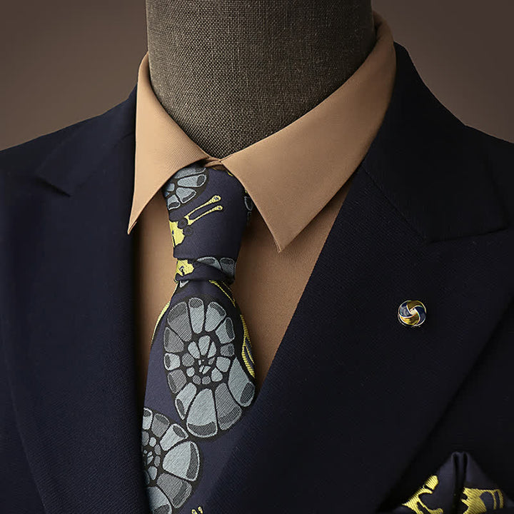 Cravatta floreale da uomo con lumaca blu navy e gialla