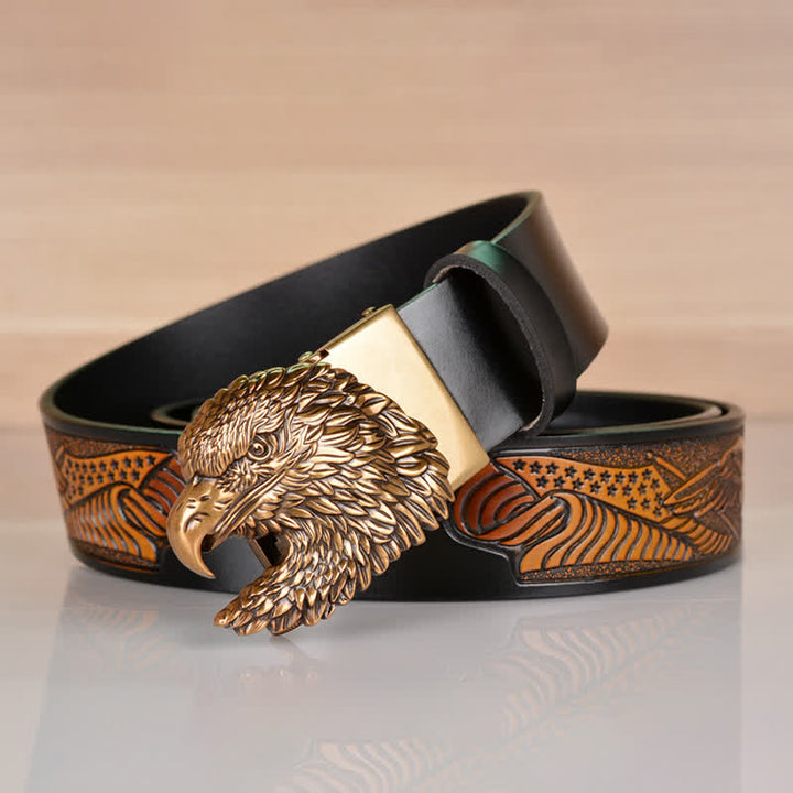 Cintura in pelle con fibbia automatica a forma di testa d'aquila intricata da uomo