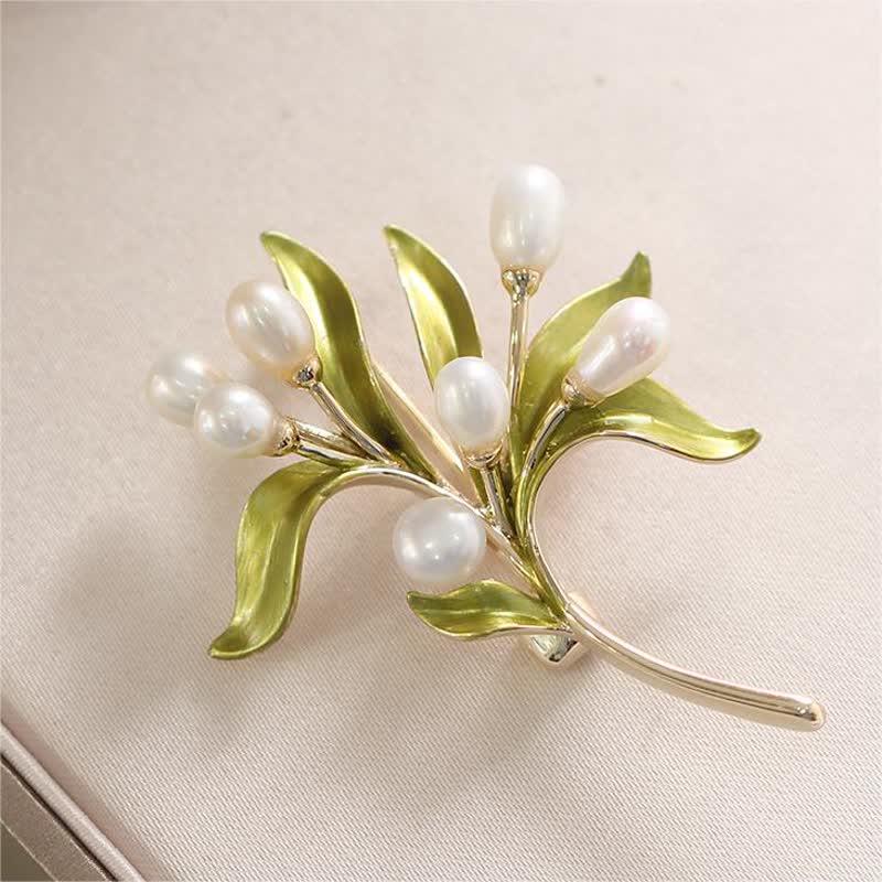 Spilla da donna con ramo d'ulivo in perle naturali - image 7