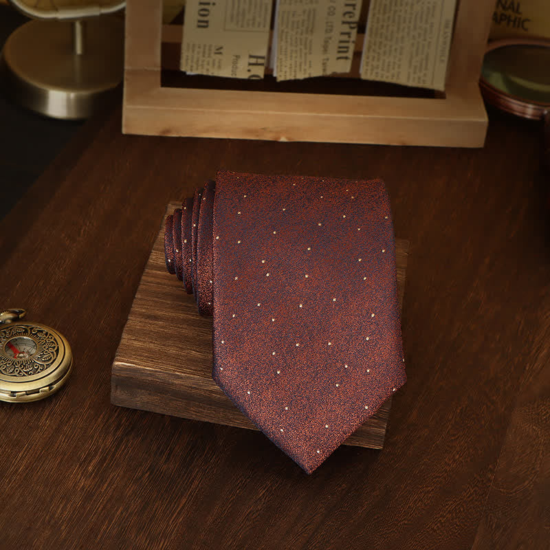 Cravatta da uomo moderna con micro pois