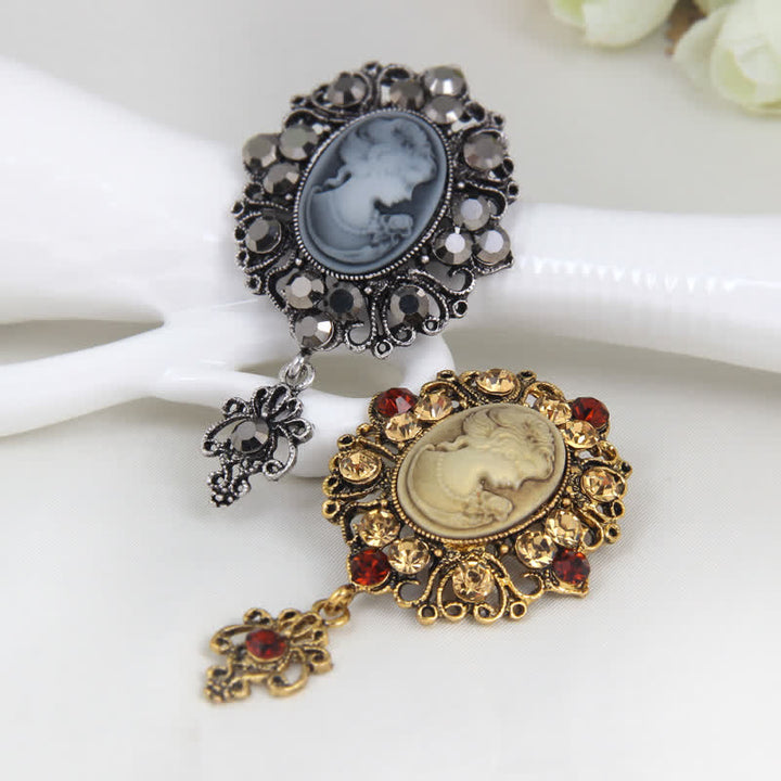 Spilla vittoriana con cammeo da donna