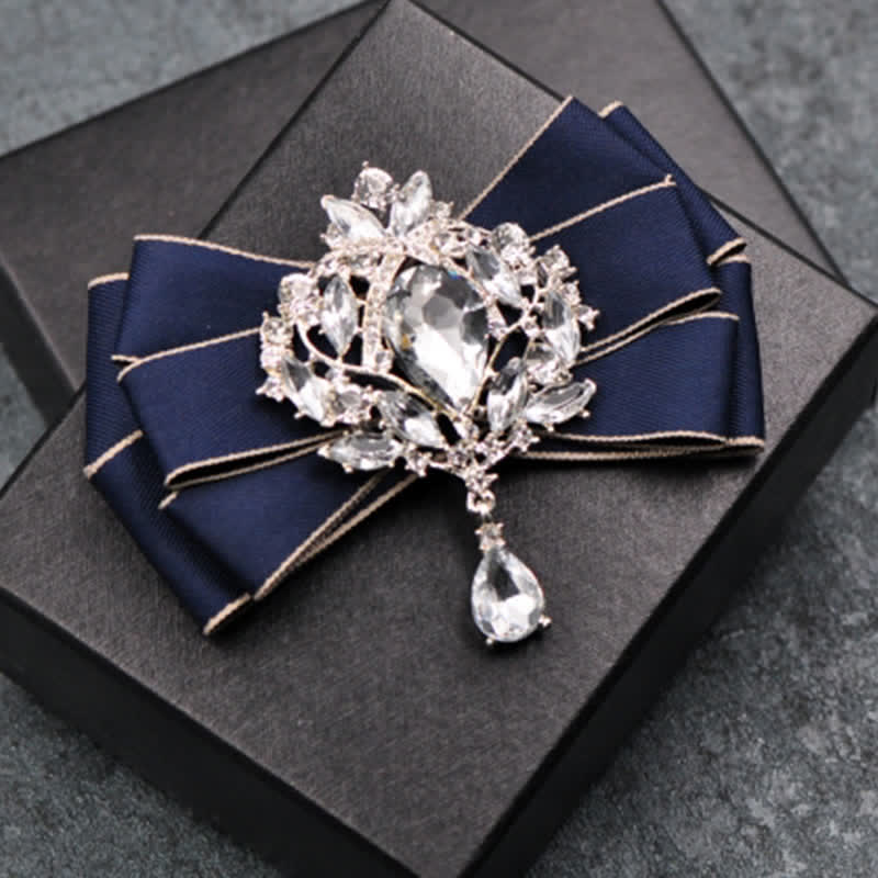 Set di 3 papillon con spilla e strass a righe