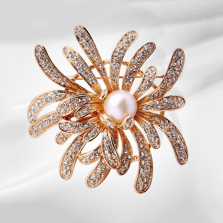 Spilla floreale in corallo da donna con perle