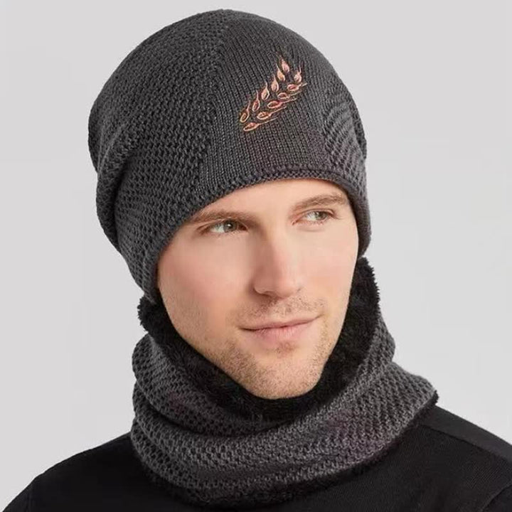 Set di 2 cappelli e scaldacollo con ricamo a forma di grano