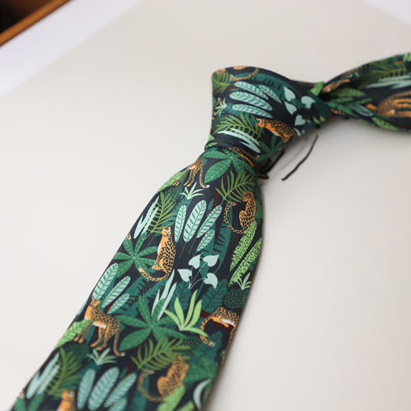 Cravatta floreale vintage da uomo con animali della foresta