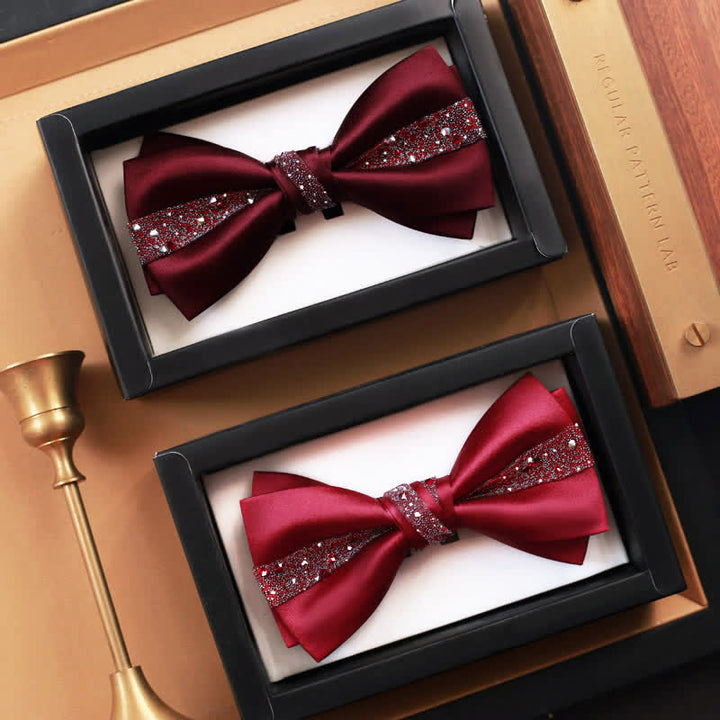 Papillon da uomo con strass rosso e fazzoletto da taschino
