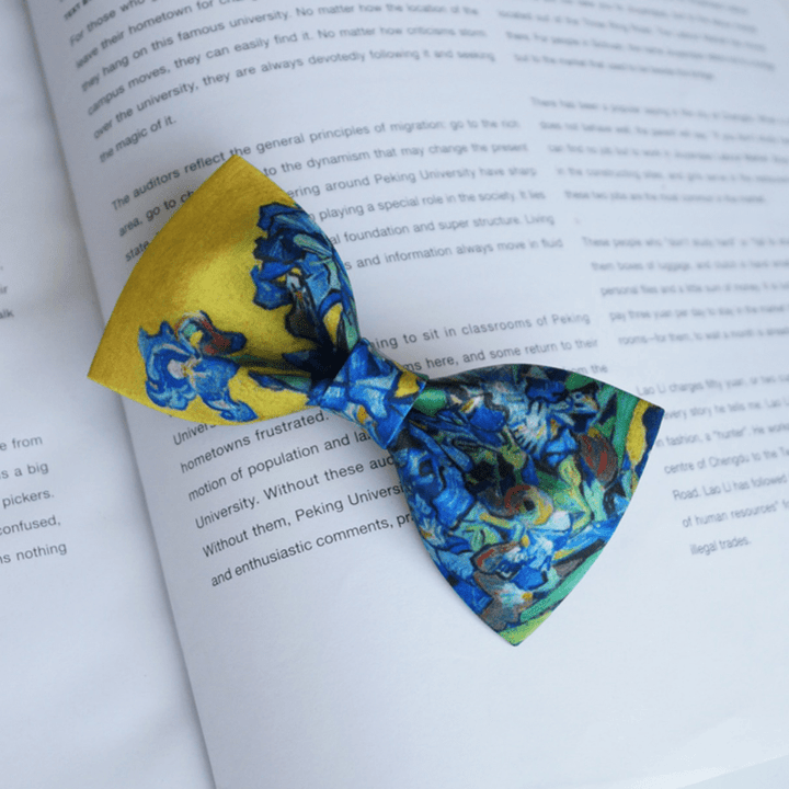 Papillon da uomo con stampa a olio creativo e motivo iris giallo
