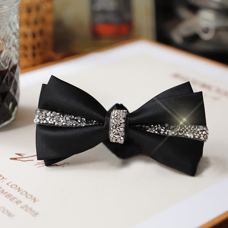 Set da uomo con papillon e fazzoletto da taschino in raso con strass scintillanti