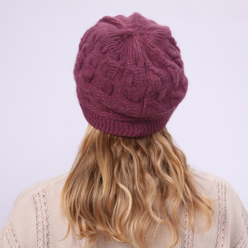 Cappello con visiera e fodera soffice e soffice da donna