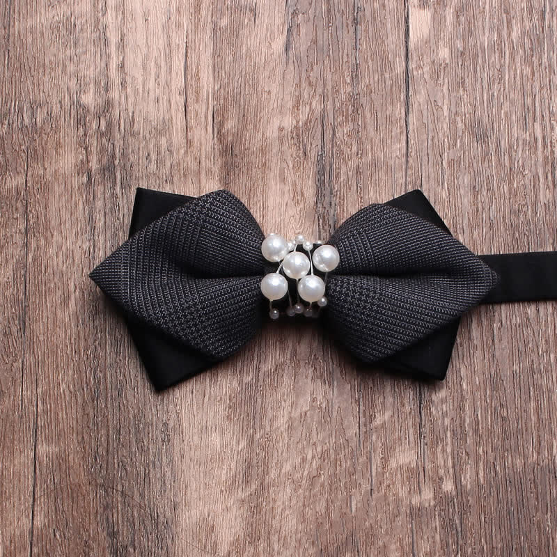 Papillon da uomo con perle nere
