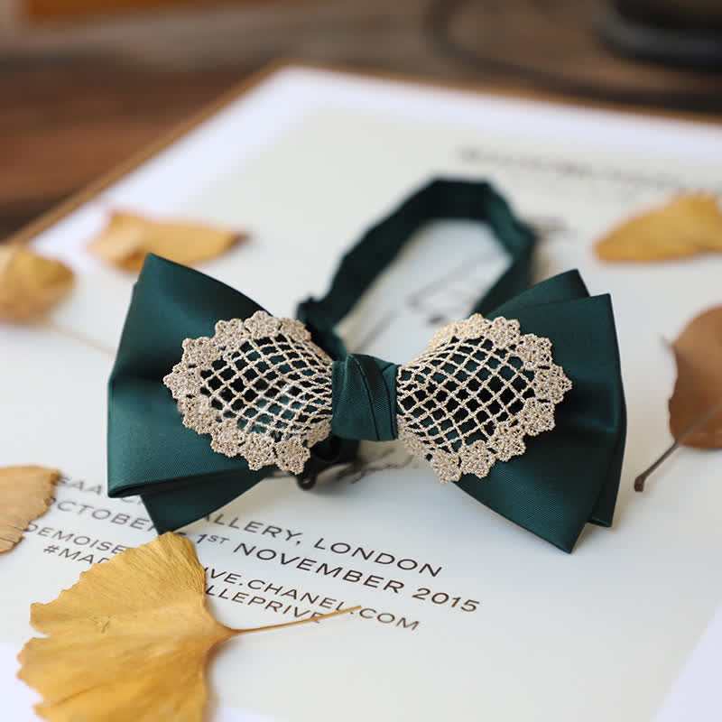 Papillon elegante in pizzo floreale da uomo