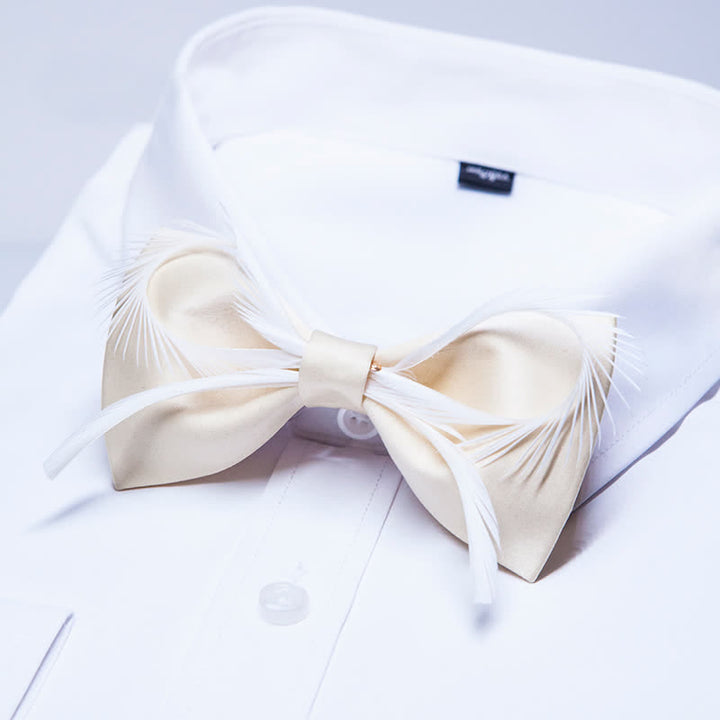 Papillon da uomo con fiocco in piuma color champagne