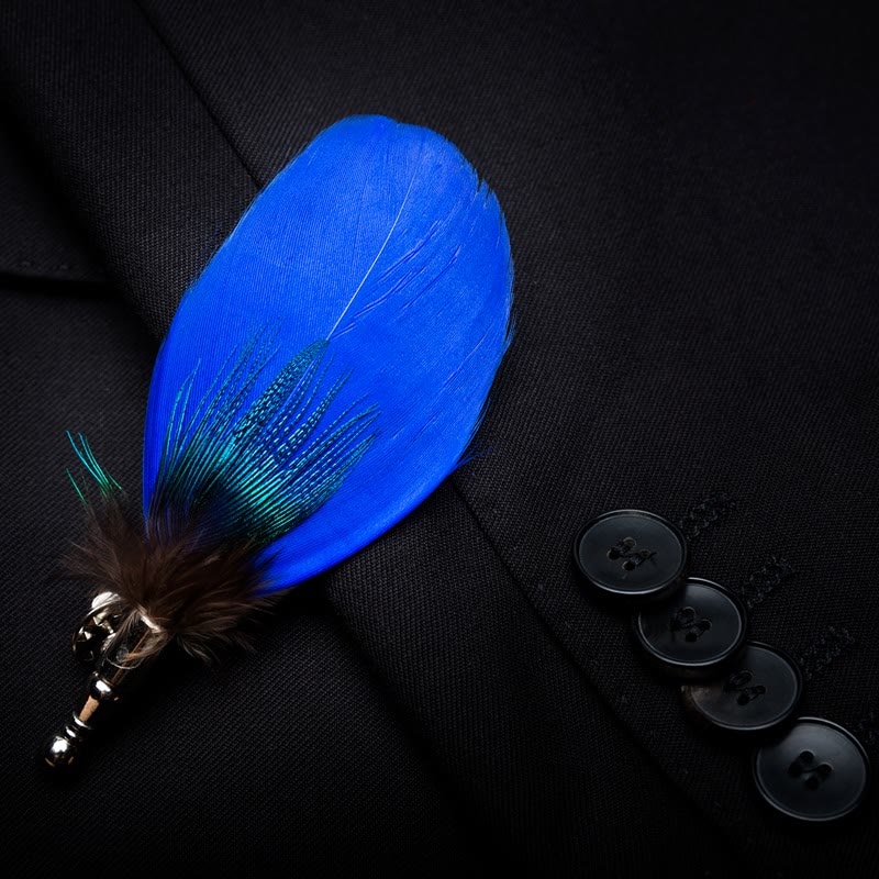 Papillon con piume di pavone blu Oxford per bambini con spilla da bavero