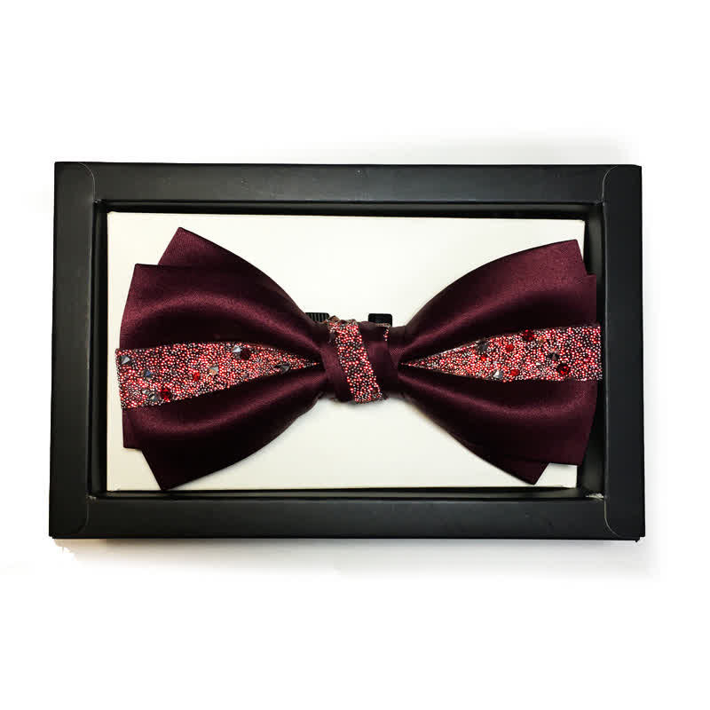 Papillon da uomo con strass rosso e fazzoletto da taschino