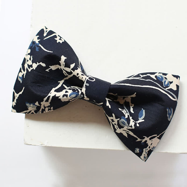 Papillon da uomo con graffiti blu navy e bianco
