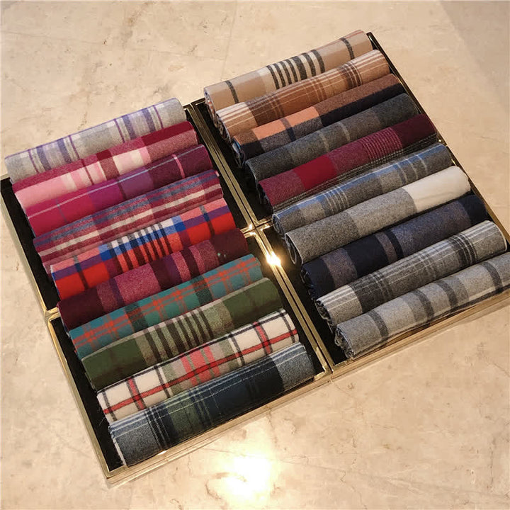 Sciarpa scozzese calda e grande unisex in agnello di Edimburgo - image 3