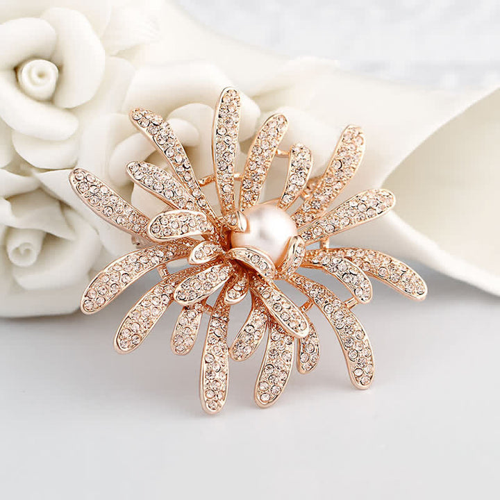 Spilla floreale in corallo da donna con perle