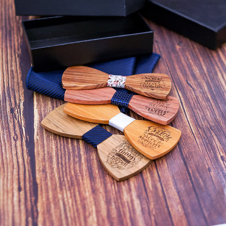 Set di 2 papillon in legno con proverbi da uomo
