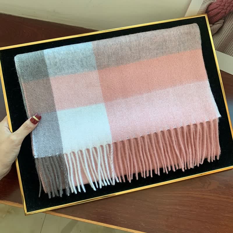 Sciarpa scozzese calda e grande unisex in agnello di Edimburgo - image 45