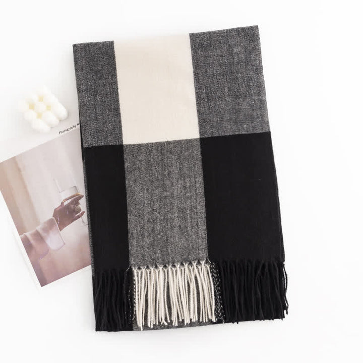 Sciarpa con nappe a quadri e scialle caldo da donna