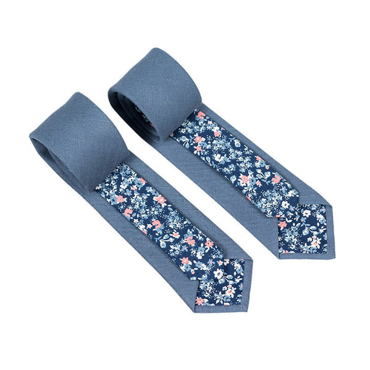 Cravatta da uomo con motivo patchwork floreale a quadri