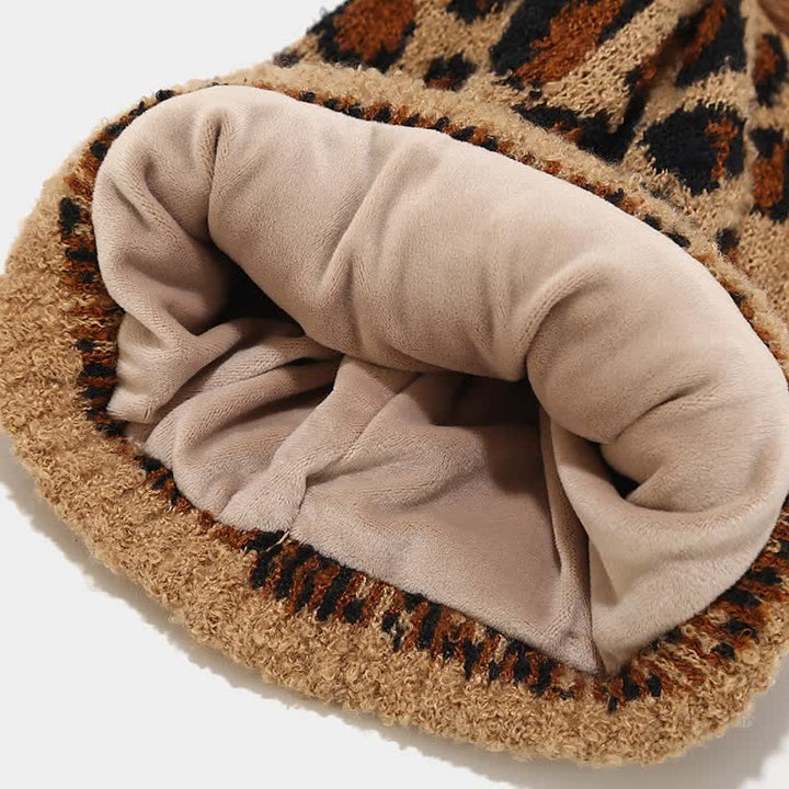 Set di 3 cappelli, sciarpe e guanti con stampa leopardata da donna